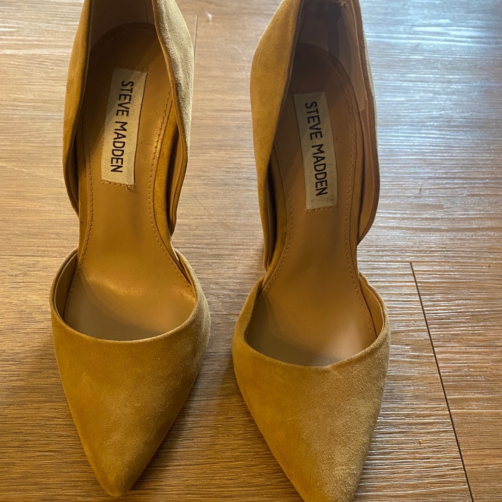 Steve Madden pointed stilettos